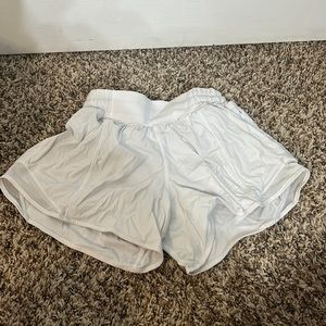 White Hotty Hot Shorts Lululemon 4” Inseam
